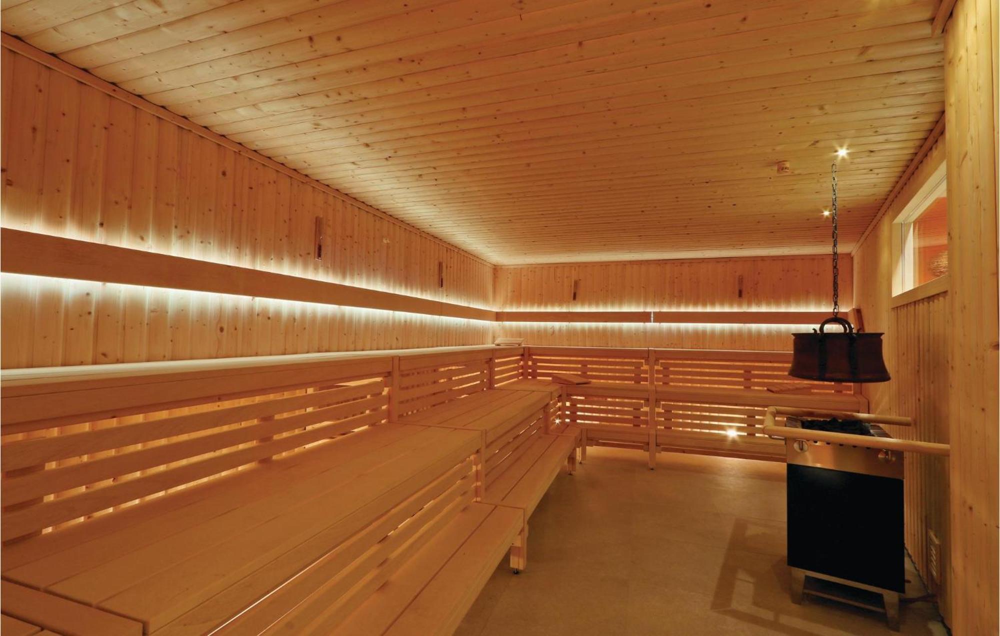 Amazing Apartment In Luebeck Travemuende With Sauna Zewnętrze zdjęcie